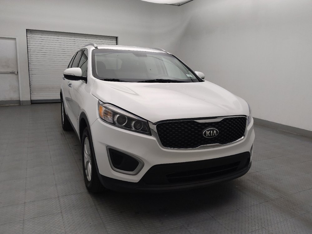 Used 2018 Kia Sorento FWD image 14