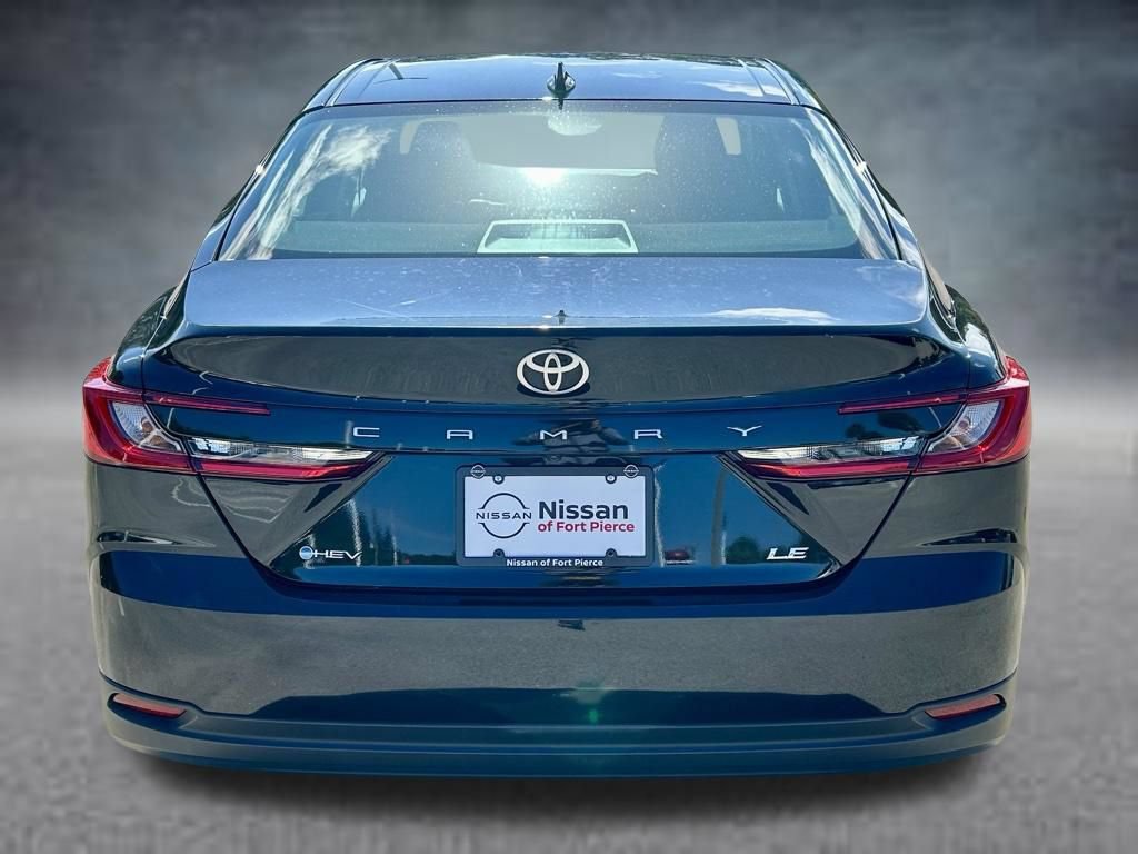 Used 2025 Toyota Camry LE FWD image 7