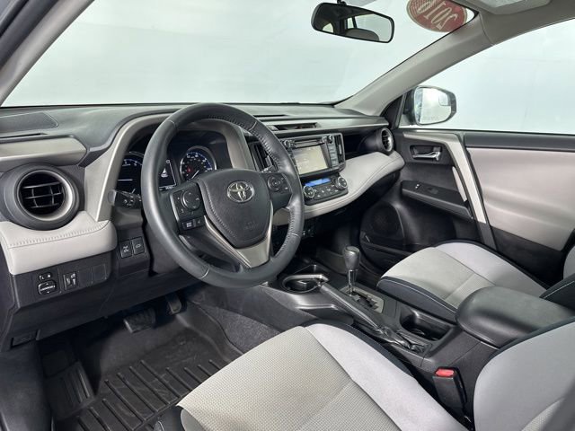 Used 2016 Toyota RAV4 XLE AWD/4WD image 12