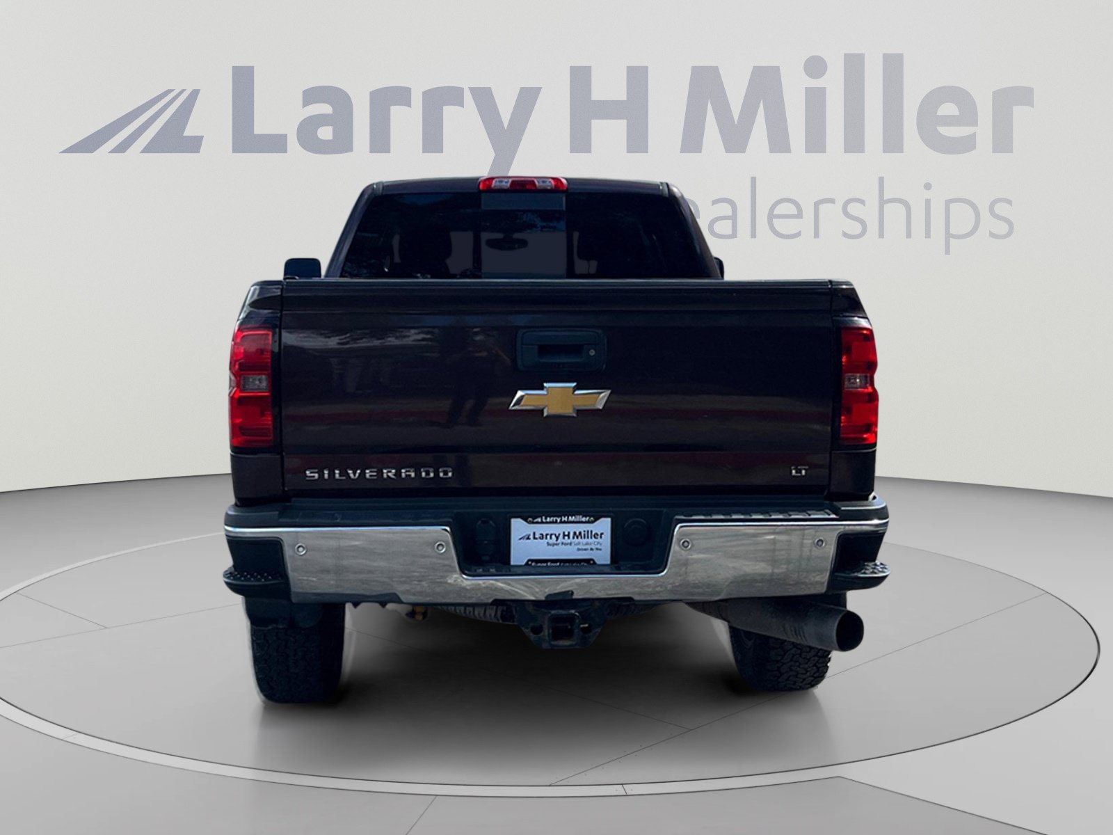 Used 2016 Chevrolet Silverado 2500 LT w/ LT Convenience Package AWD/4WD image 4