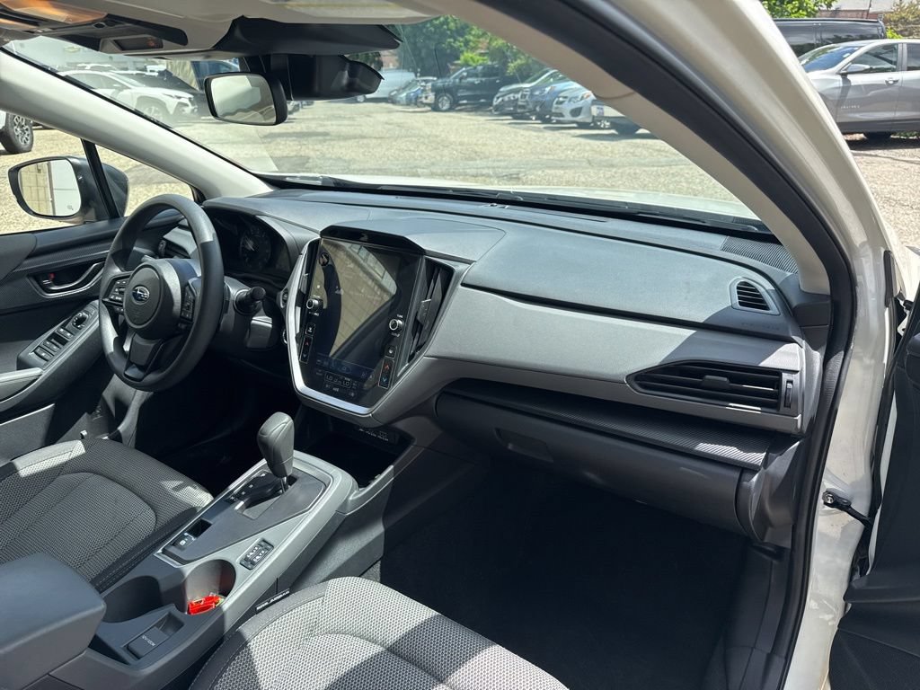 Used 2024 Subaru Crosstrek 2.0i Premium AWD/4WD image 17