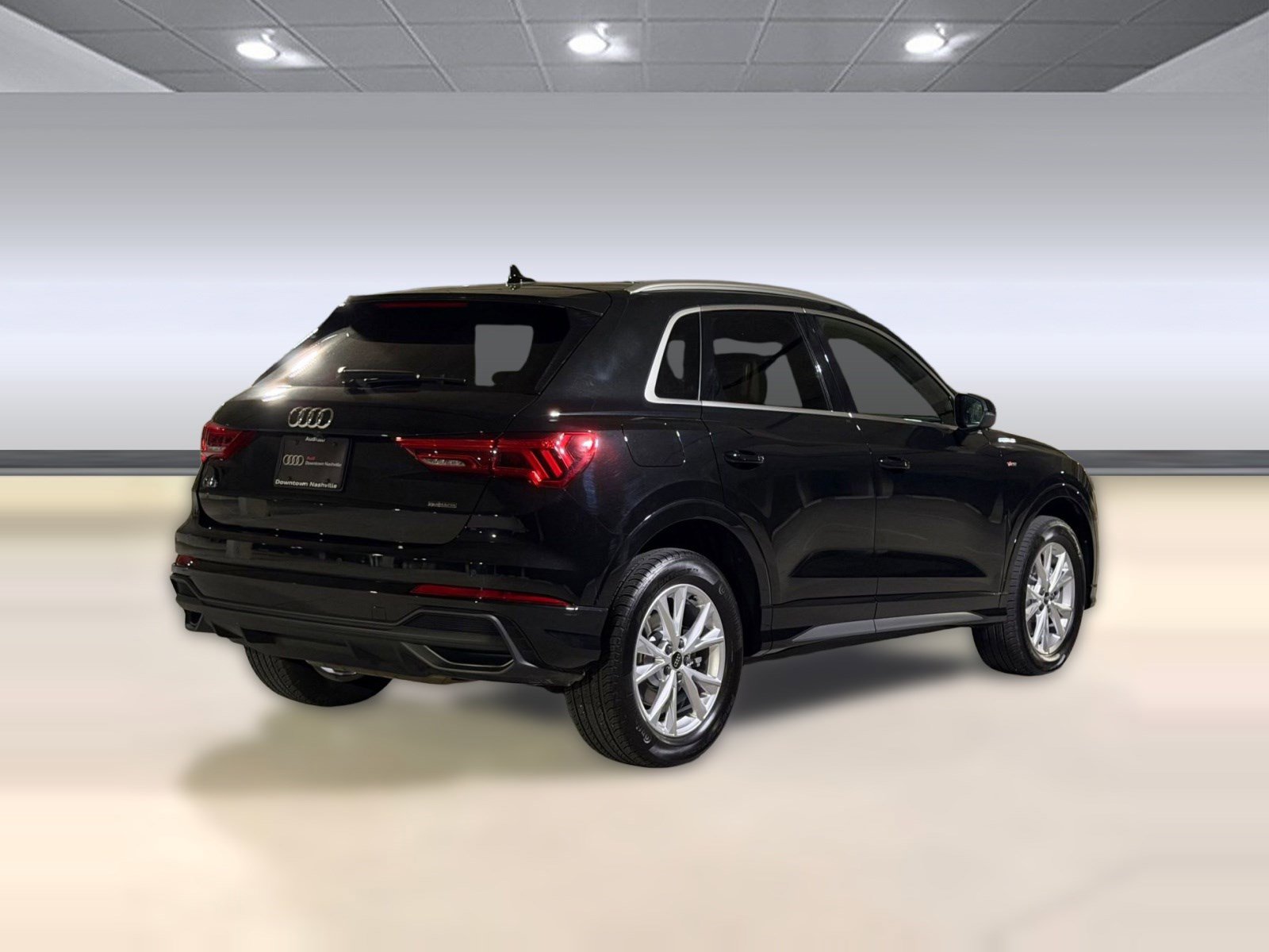 Used 2025 Audi Q3 2.0T Premium Plus w/ Premium Plus Package image 9