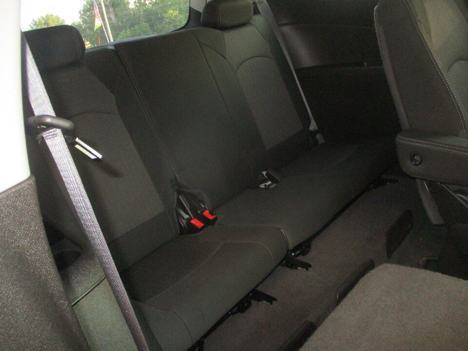 Used 2013 Chevrolet Traverse LT w/ All-Star Edition FWD image 21