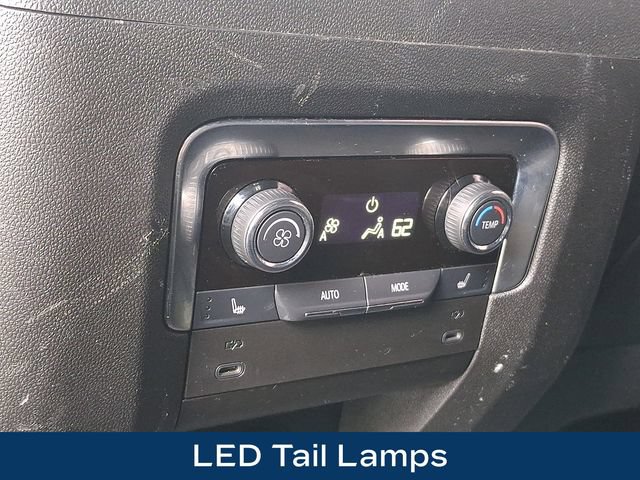 Used 2025 Chevrolet Tahoe Premier AWD/4WD image 21