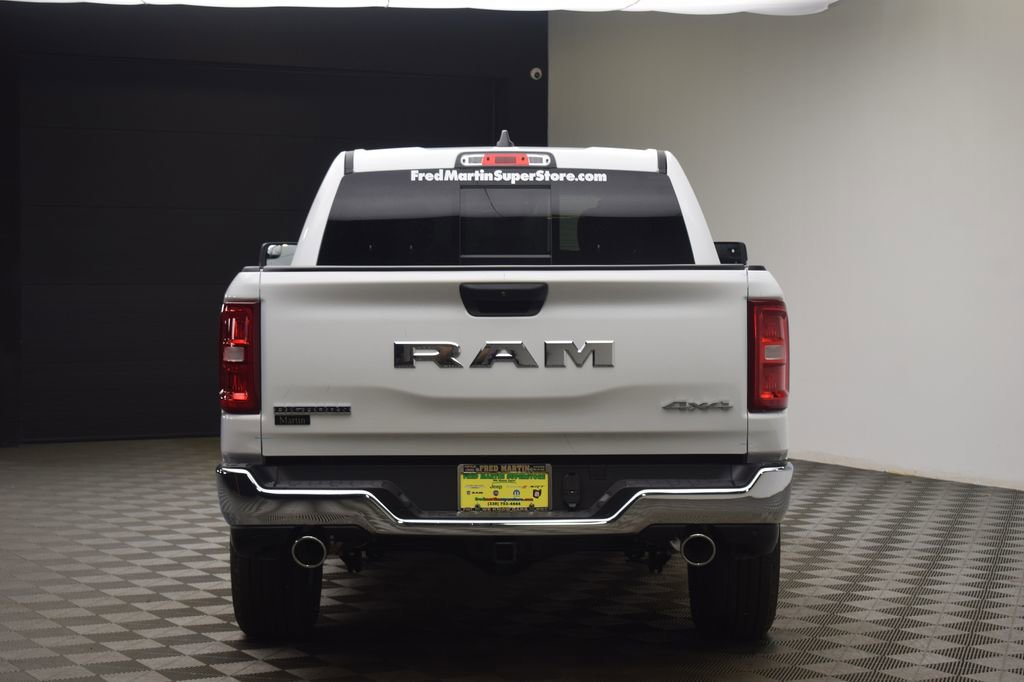 New 2026 RAM 1500 4x4 Crew Cab image 13