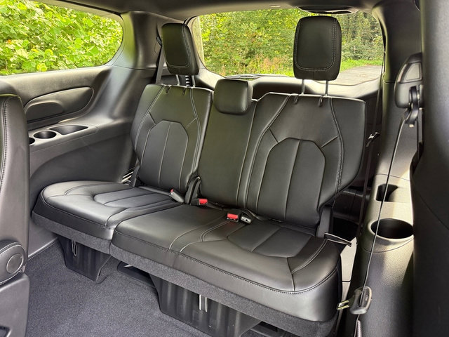 New 2026 Chrysler Voyager LX image 16