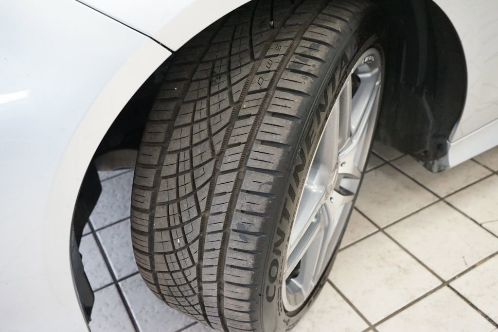 Used 2014 Mercedes-Benz E 350 4MATIC Sedan image 55