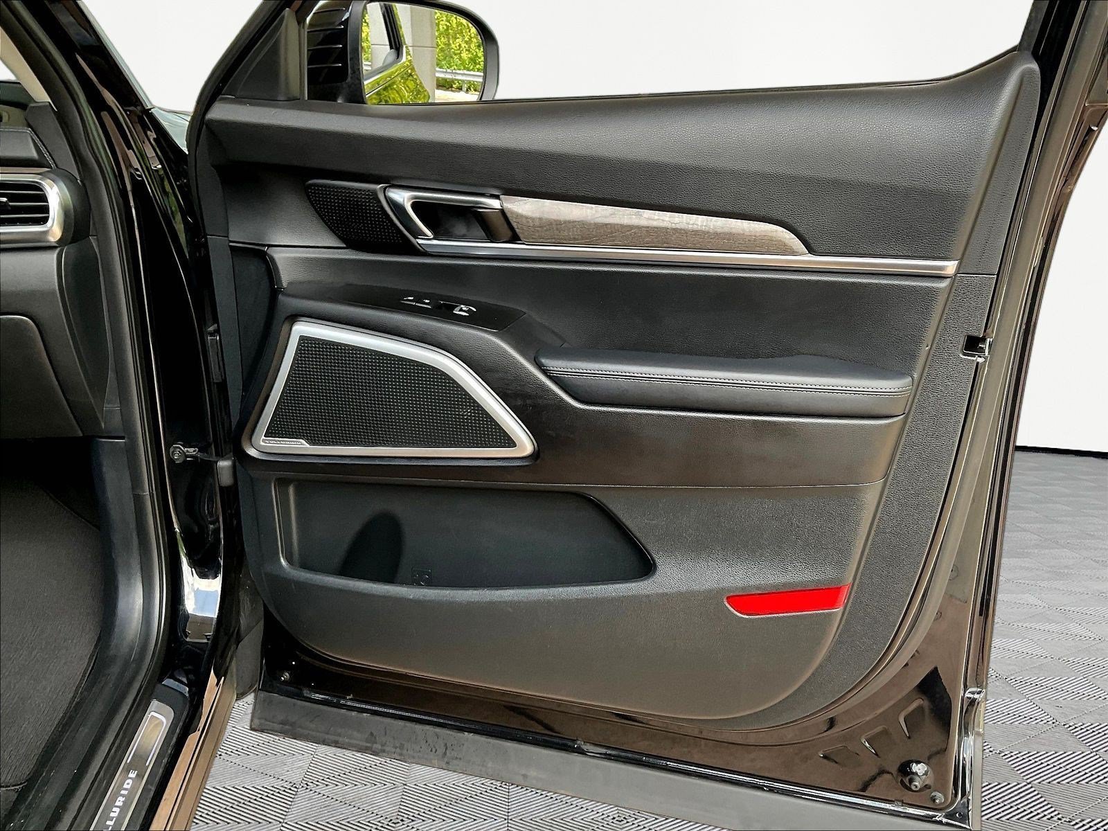 Used 2020 Kia Telluride EX w/ EX Premium Package FWD image 29