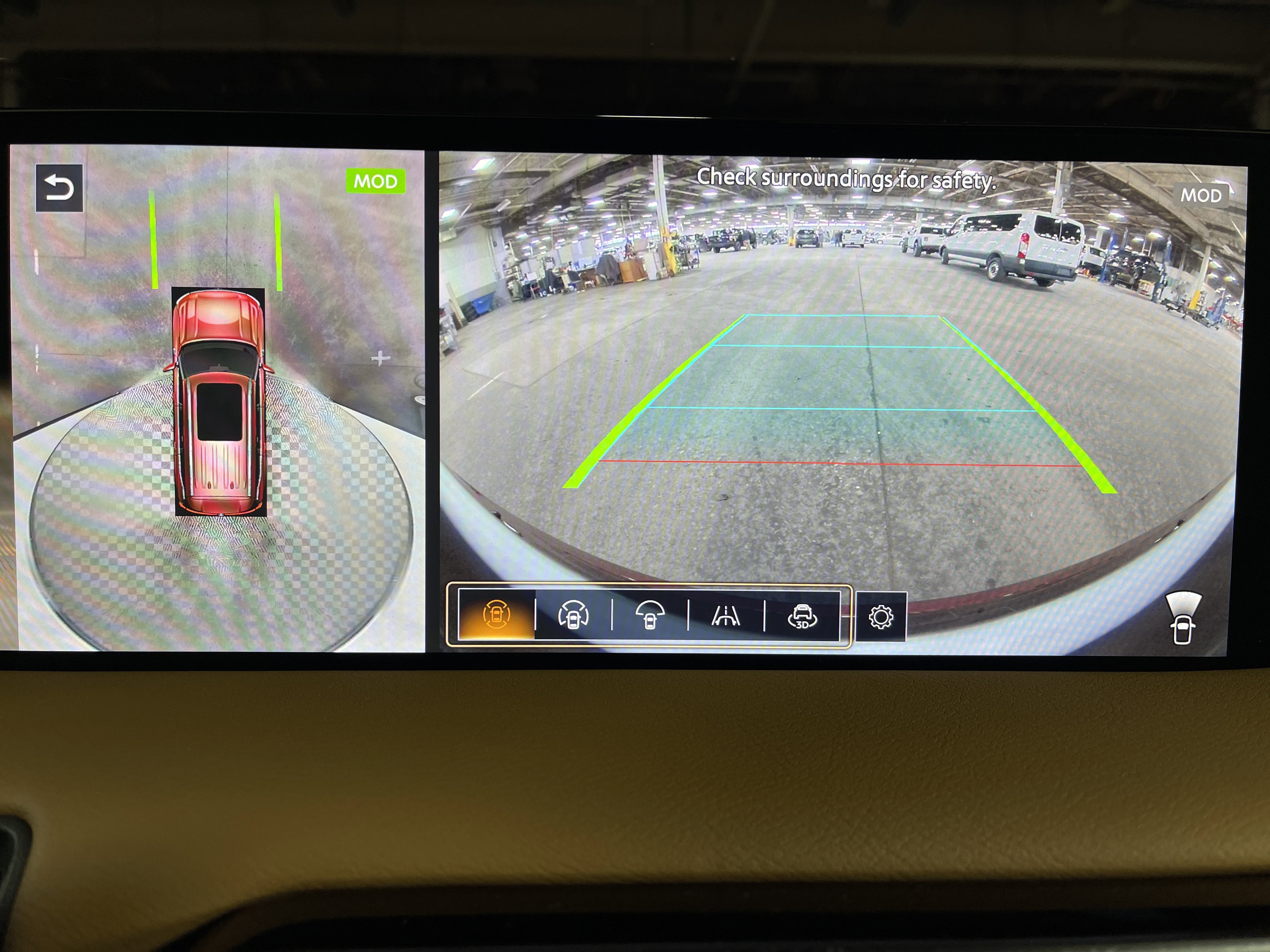 Used 2025 Nissan Armada Platinum Reserve image 25