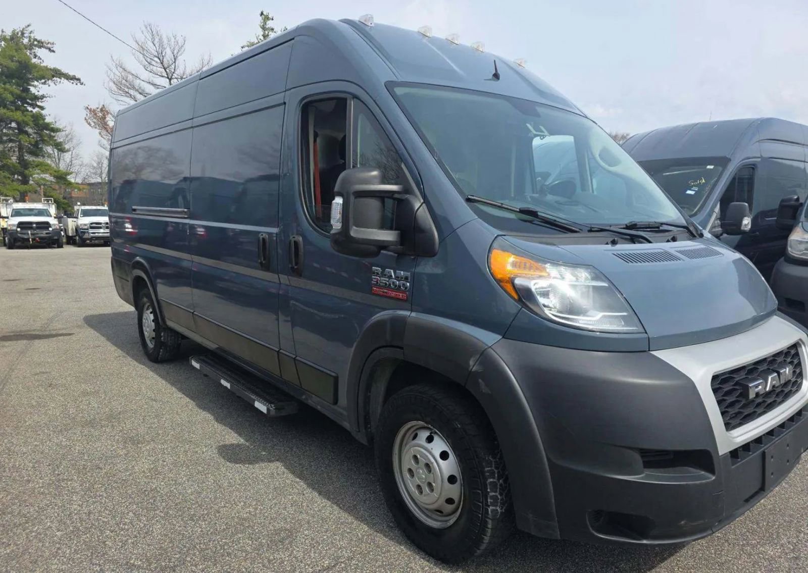 Used 2020 RAM ProMaster 3500 FWD image 4