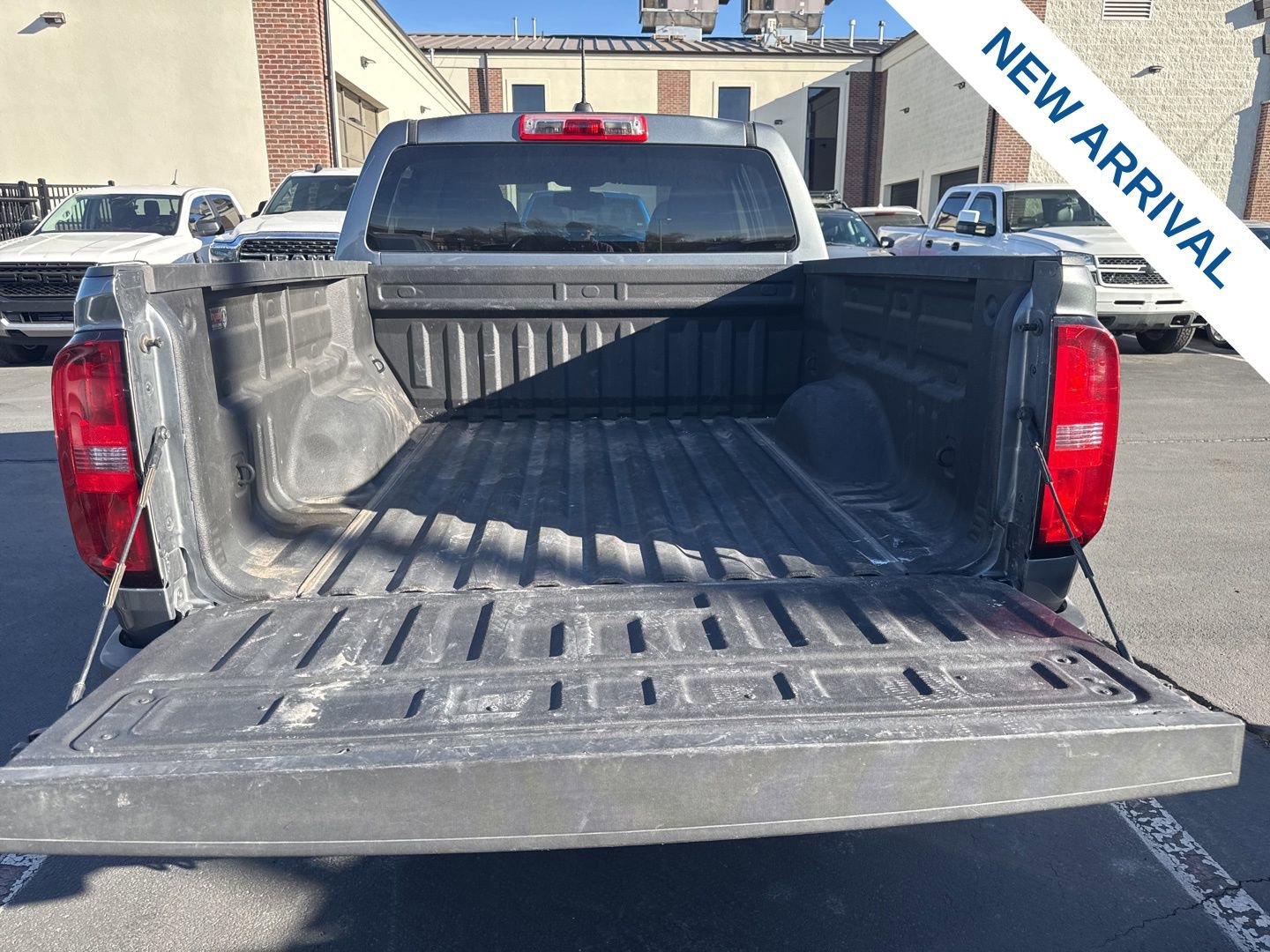 Used 2022 Chevrolet Colorado LT image 13