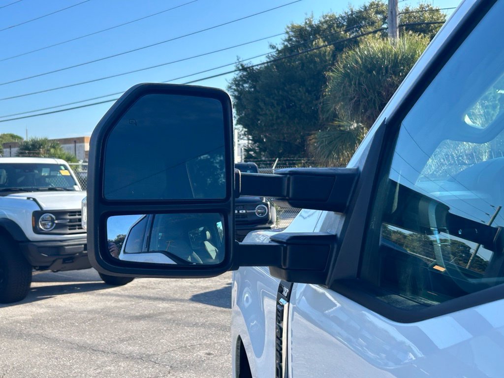 Certified 2023 Ford F250 XLT w/ FX4 Off-Road Package AWD/4WD image 17