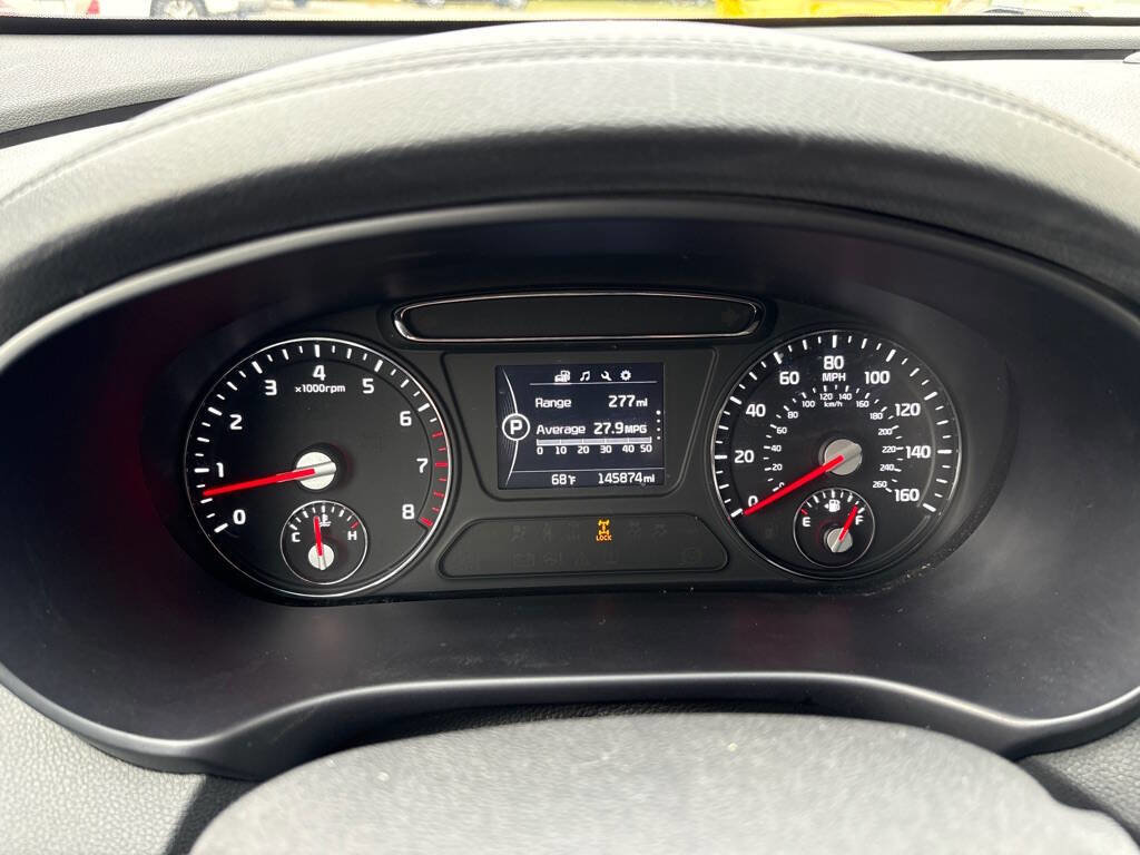 Used 2017 Kia Sorento AWD image 14