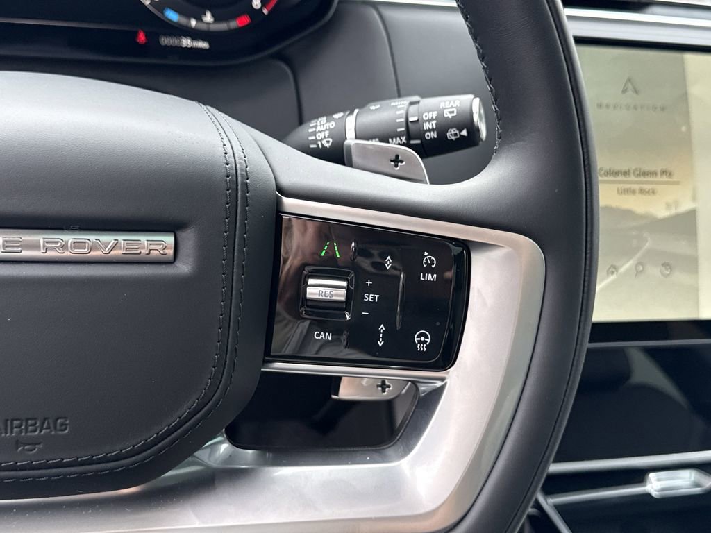 New 2025 Land Rover Range Rover SE image 24