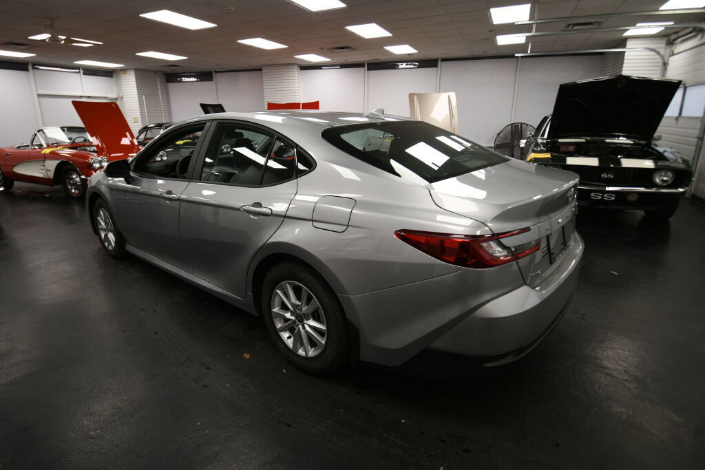 Certified 2025 Toyota Camry LE image 5