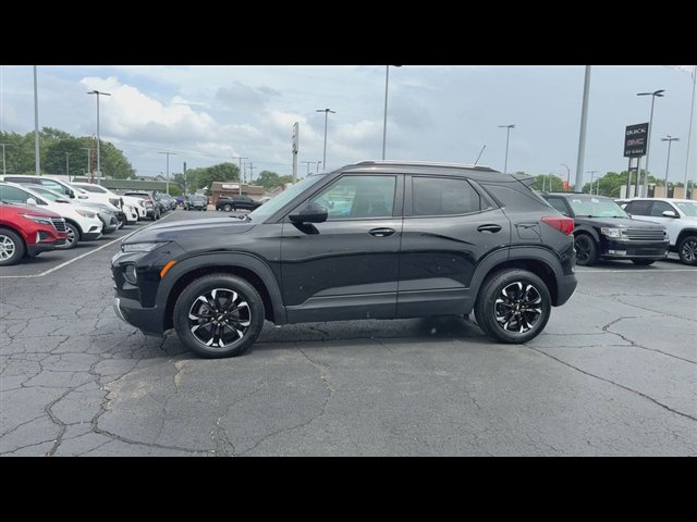 Certified 2023 Chevrolet TrailBlazer LT w/ Convenience Package FWD image 5