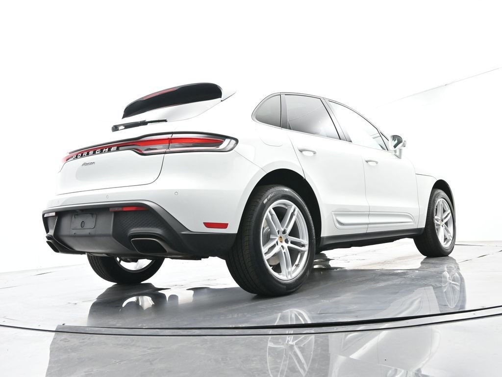 Certified 2023 Porsche Macan AWD/4WD image 50