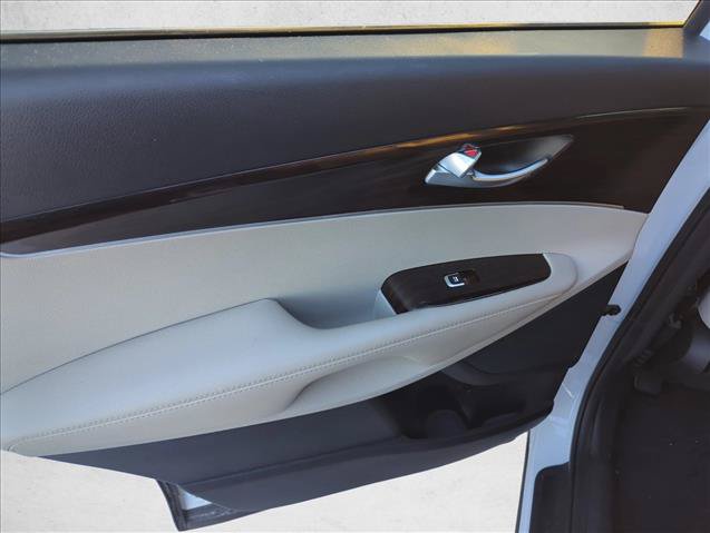 Used 2020 Kia Sorento S FWD image 9