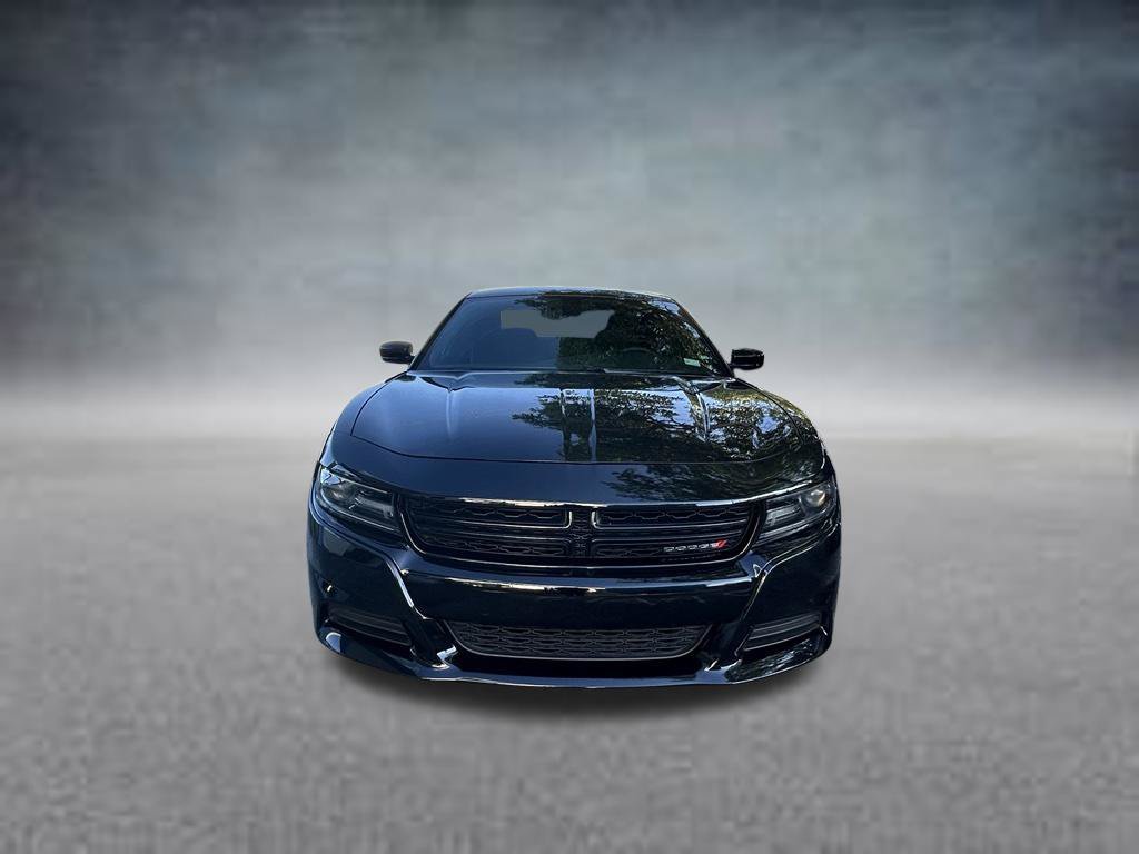 Used 2021 Dodge Charger SXT w/ Blacktop Package RWD image 2