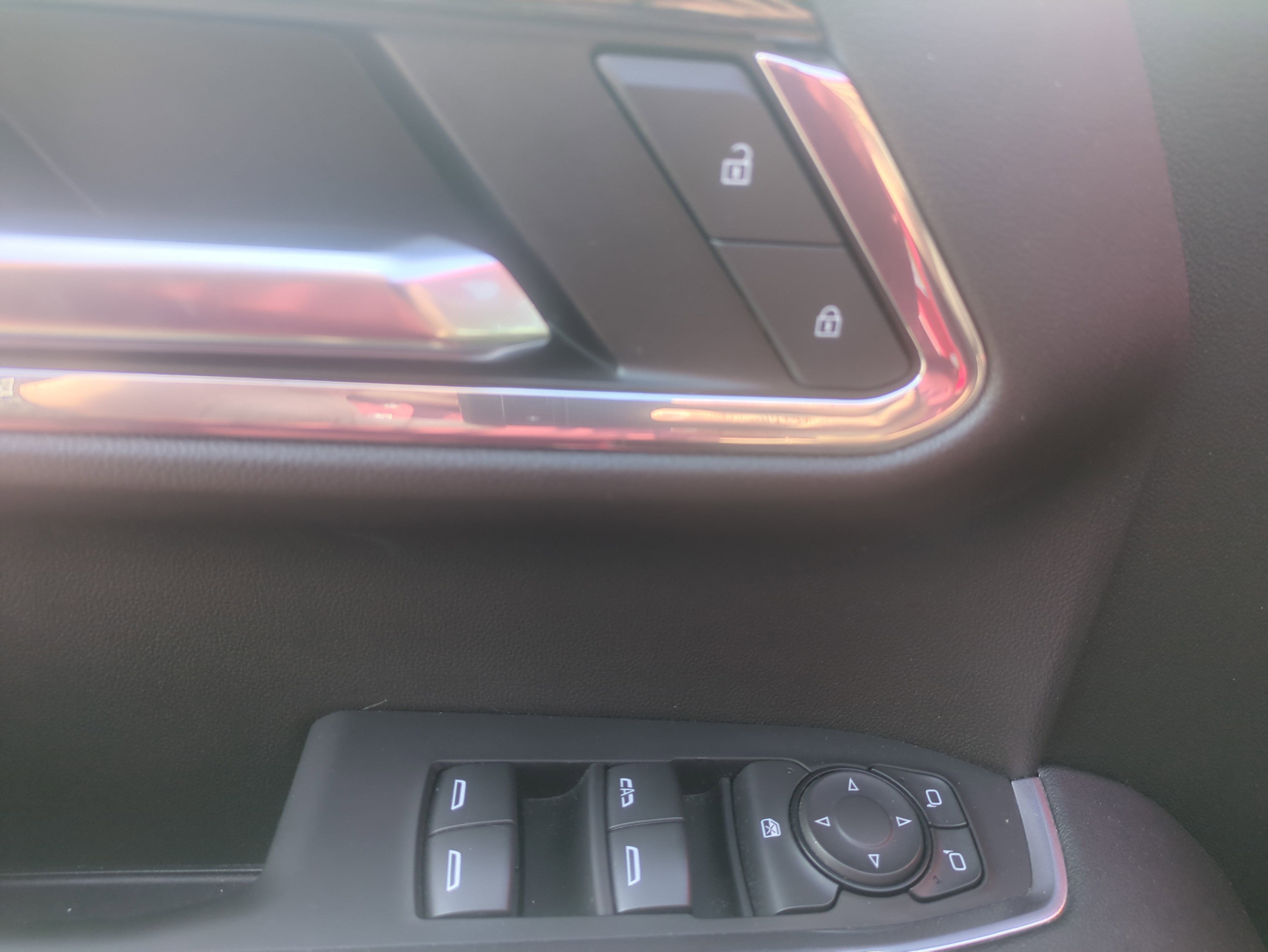 Used 2024 GMC Sierra 1500 SLE image 8