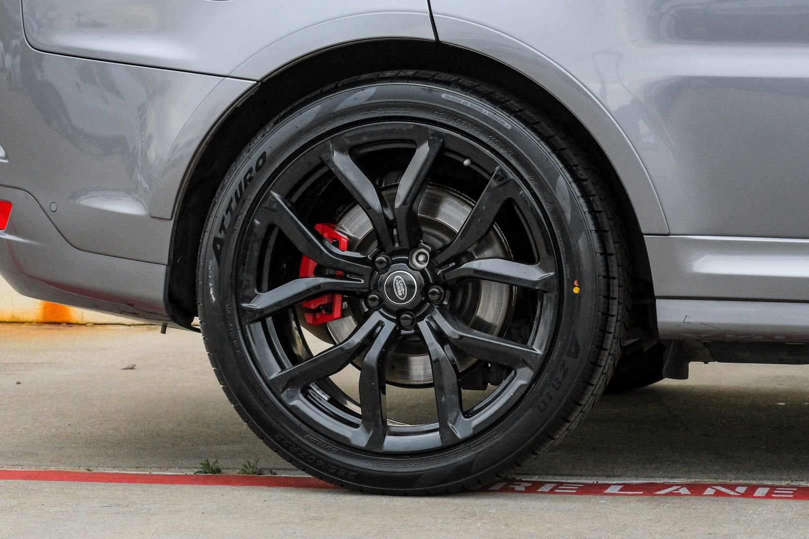 Used 2020 Land Rover Range Rover Sport SVR AWD/4WD image 73