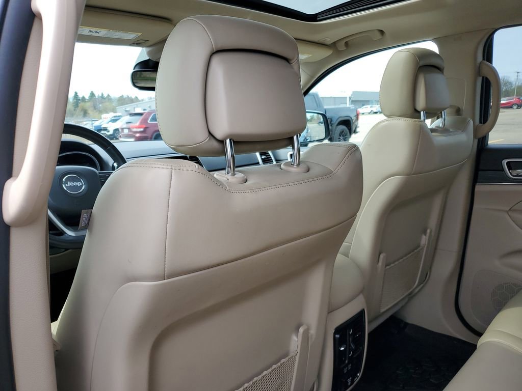 Used 2020 Jeep Grand Cherokee Limited w/ Premium Lighting Group image 29