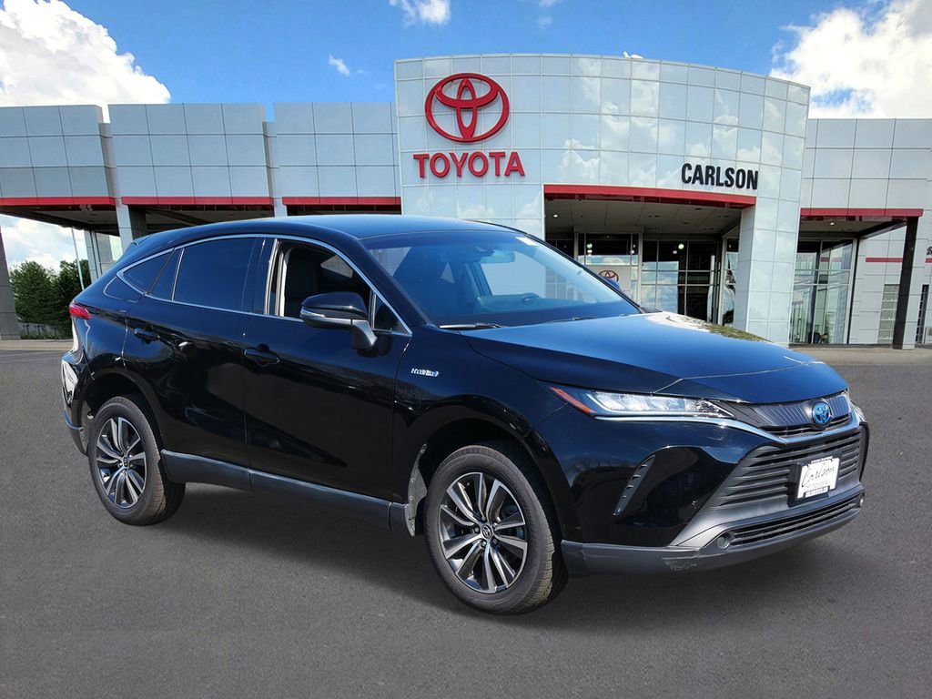 Used 2021 Toyota Venza LE w/ Carpet Mat Package (TMS) AWD/4WD image 2