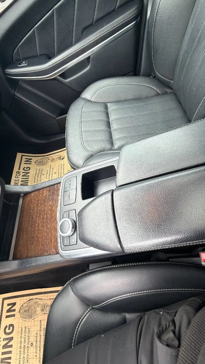 Used 2013 Mercedes-Benz GL 450 4MATIC image 29