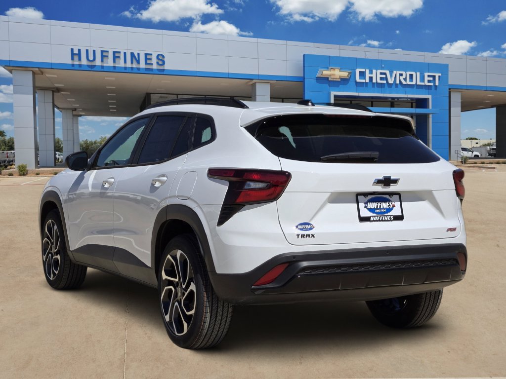 New 2026 Chevrolet Trax RS w/ Driver Confidence Package FWD image 4