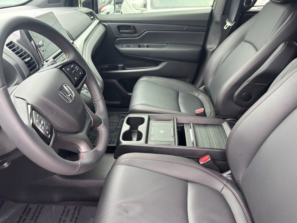 Used 2026 Honda Odyssey Sport-L image 13