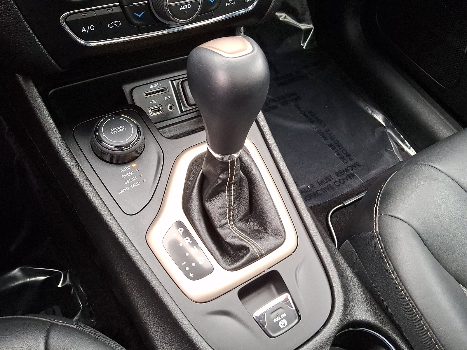 Used 2018 Jeep Cherokee Limited w/ High Altitude Package image 14