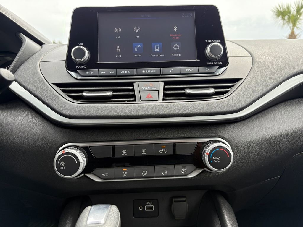 Used 2024 Nissan Altima 2.5 S image 23