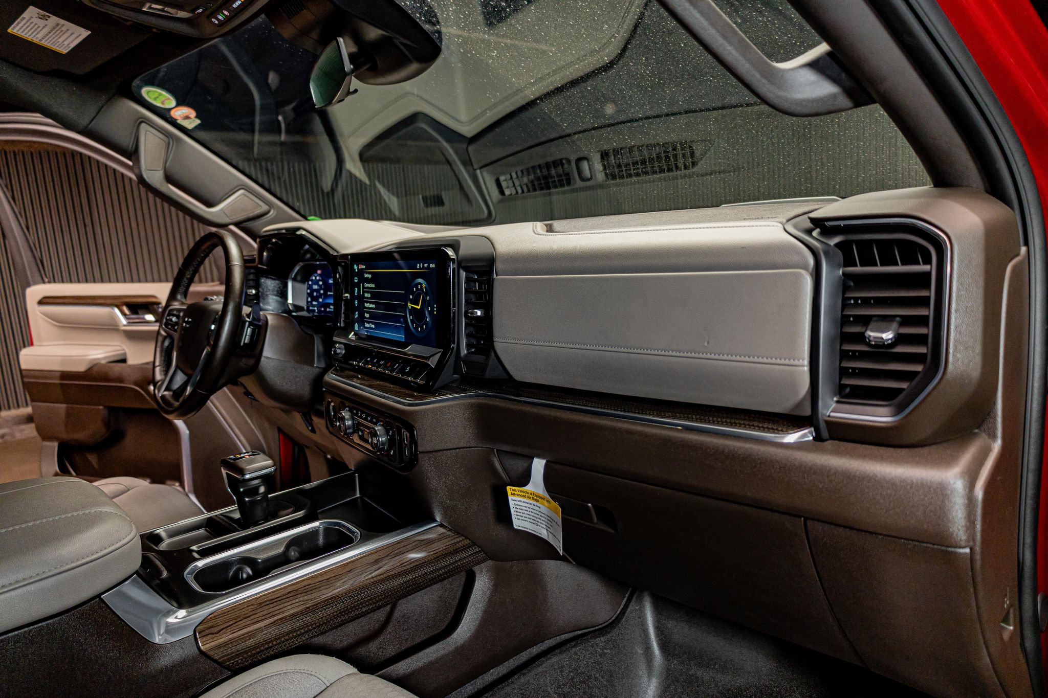 Used 2024 Chevrolet Silverado 1500 LT Trail Boss AWD/4WD image 20