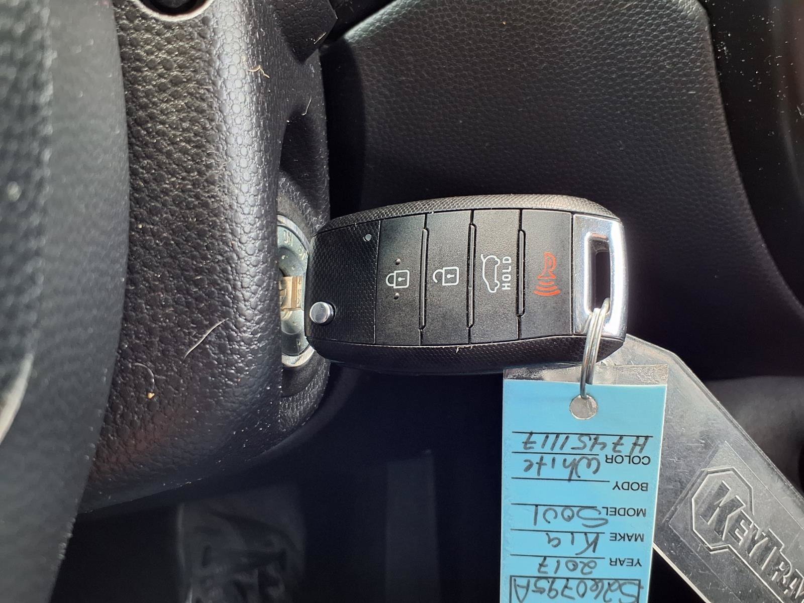 Used 2017 Kia Soul FWD image 10