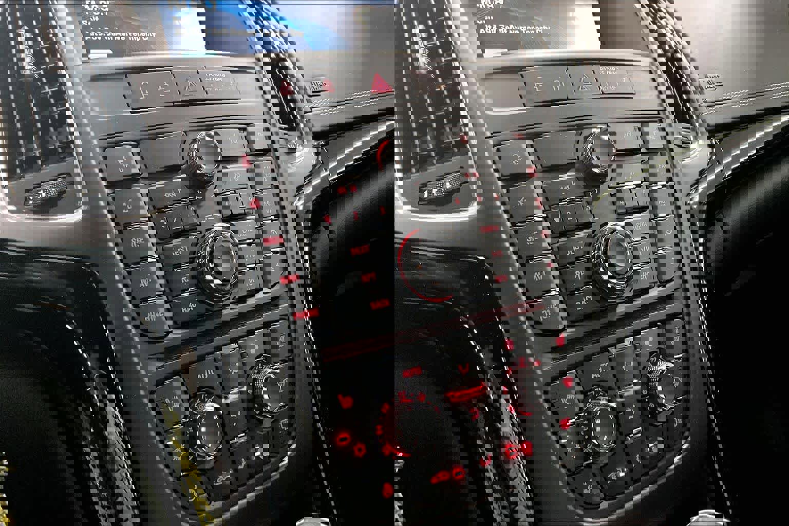 Used 2016 Buick Cascada Premium image 31