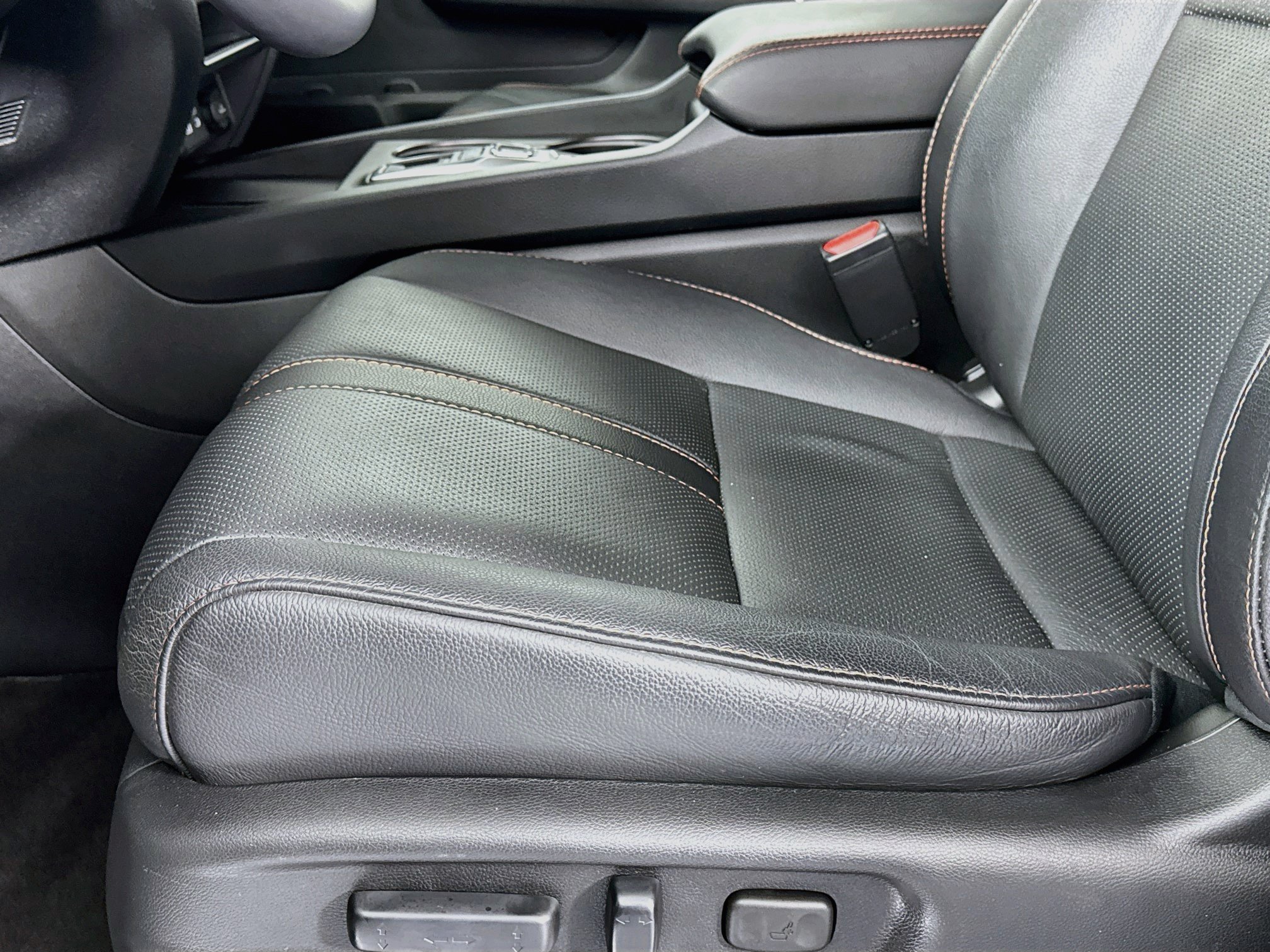 Certified 2024 Honda Passport TrailSport image 19
