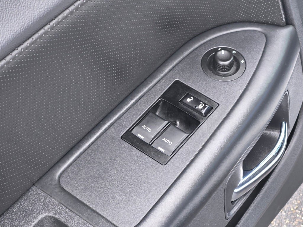 Used 2012 Dodge Challenger R/T Plus RWD image 15