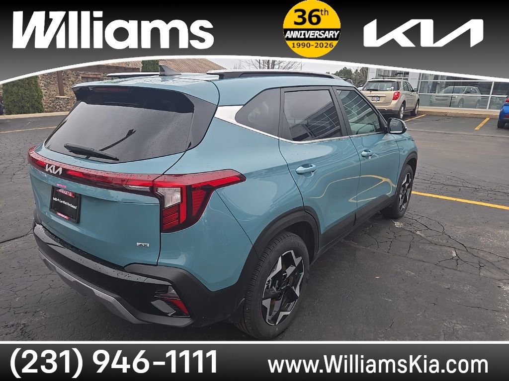 Used 2025 Kia Seltos EX w/ EX Sunroof Package image 5