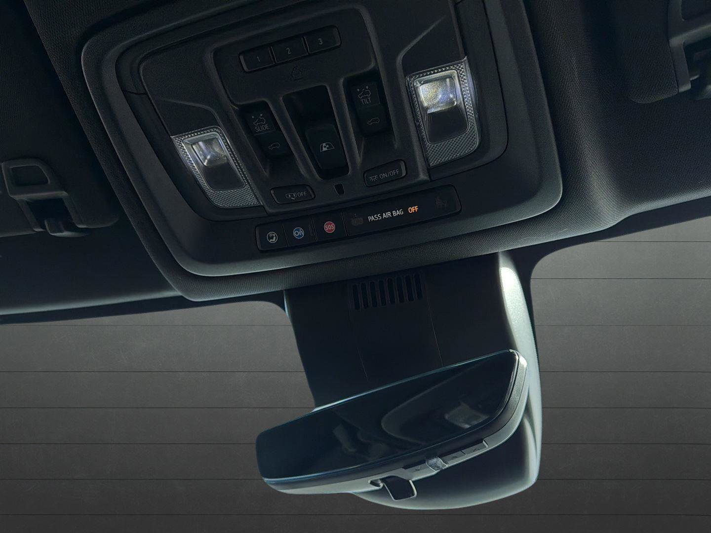 Used 2022 Chevrolet Silverado 1500 High Country w/ High Country Premium Package image 18