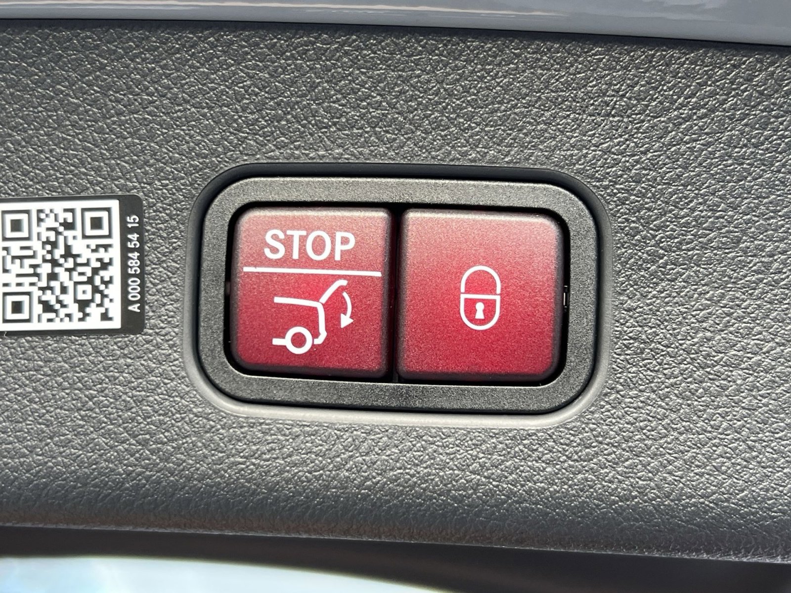 New 2026 Mercedes-Benz GLC 300 4MATIC image 25