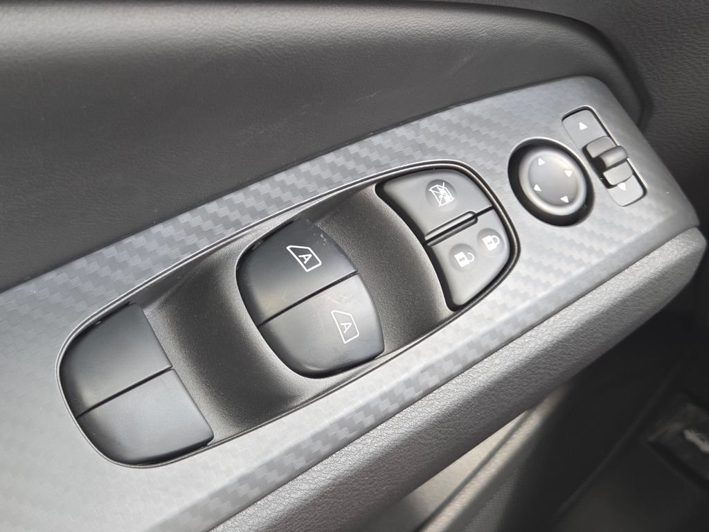 New 2026 Nissan Altima 2.5 SV FWD image 8