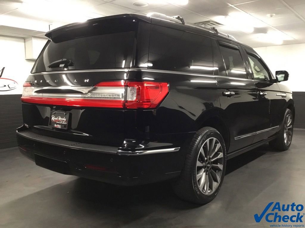 Used 2019 Lincoln Navigator Select w/ Technology Package AWD/4WD image 10