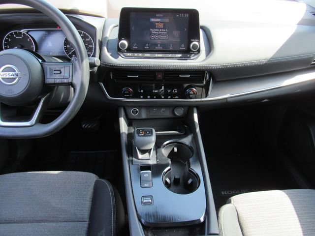 Certified 2021 Nissan Rogue SV image 18