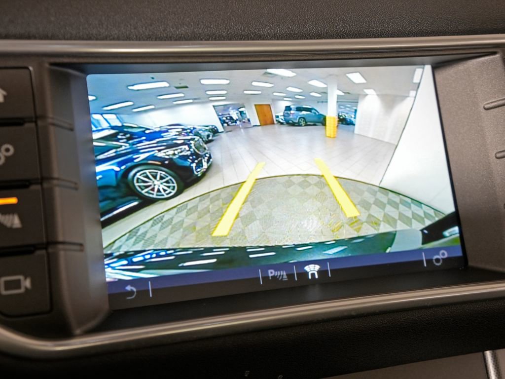 Used 2019 Land Rover Range Rover Evoque image 27