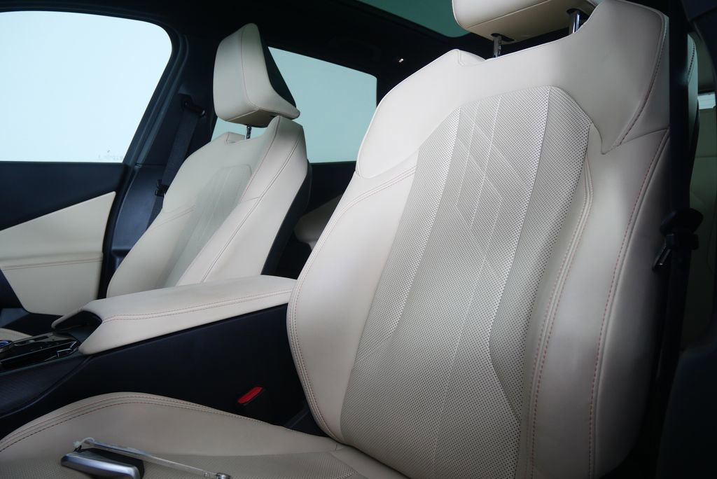 Certified 2025 BMW X3 xDrive30i image 11