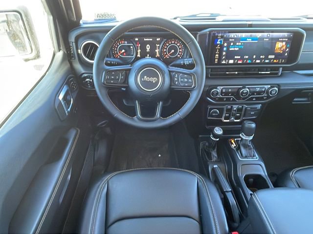 Used 2025 Jeep Gladiator Sport AWD/4WD image 19