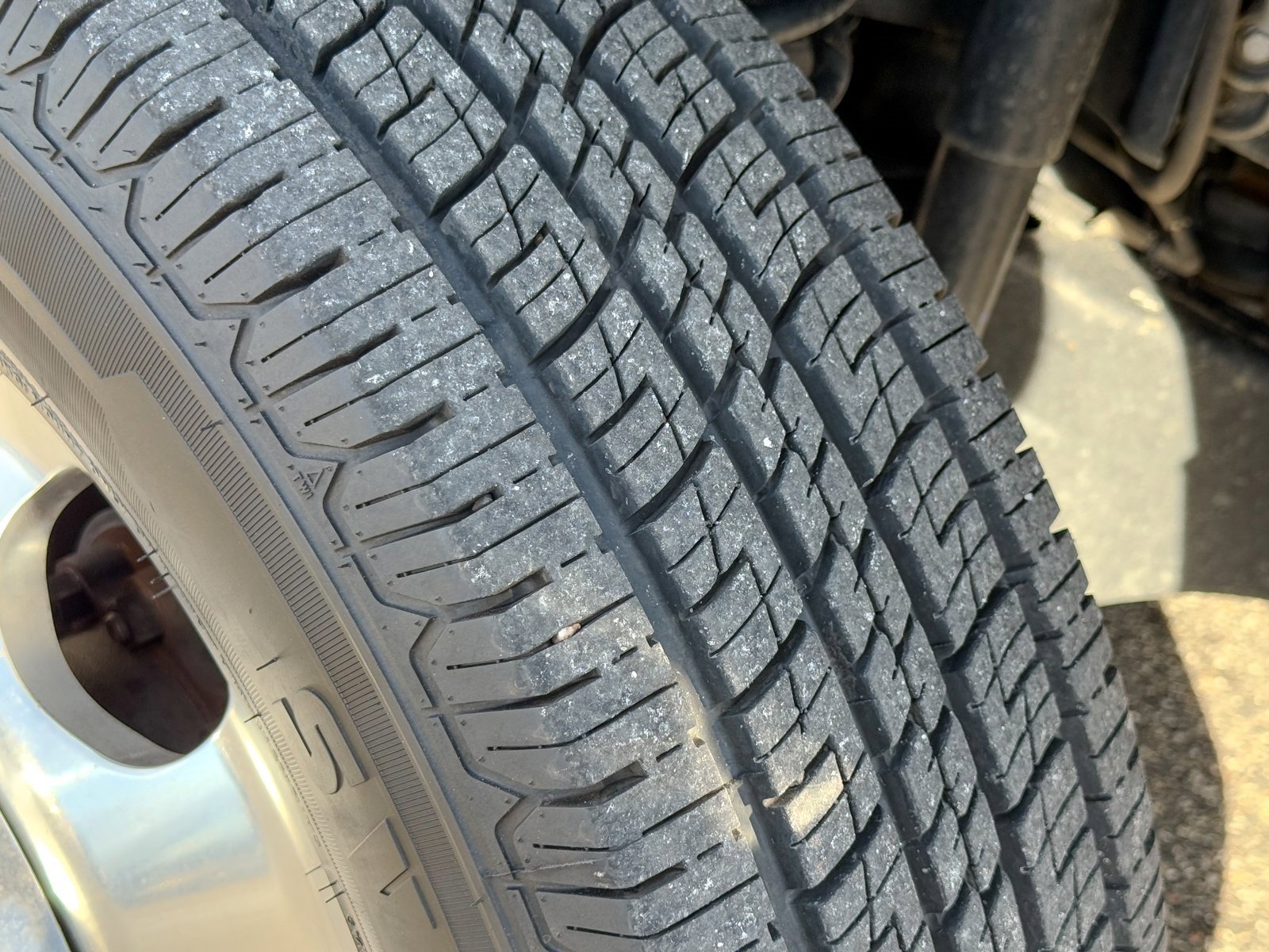 Certified 2024 Ford F350 Limited image 12