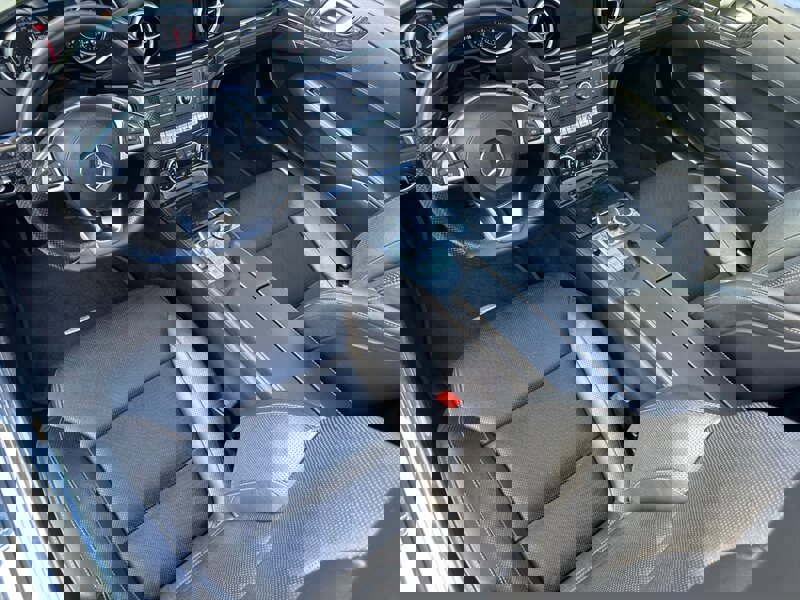 Used 2017 Mercedes-Benz SL 550 image 19