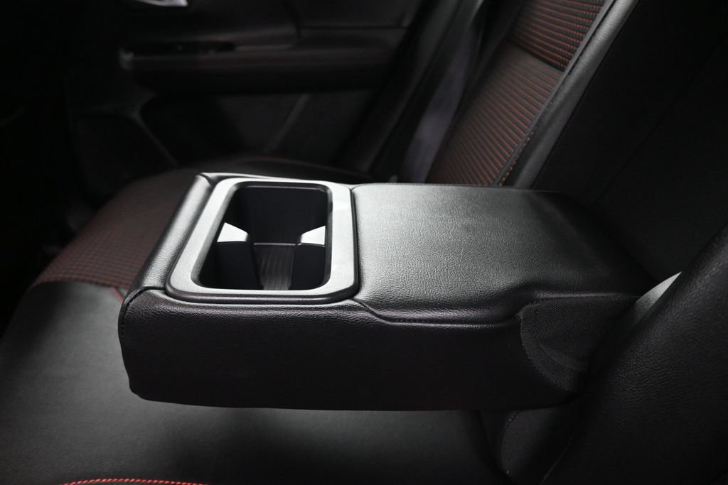 Used 2025 Nissan Kicks SR FWD image 31
