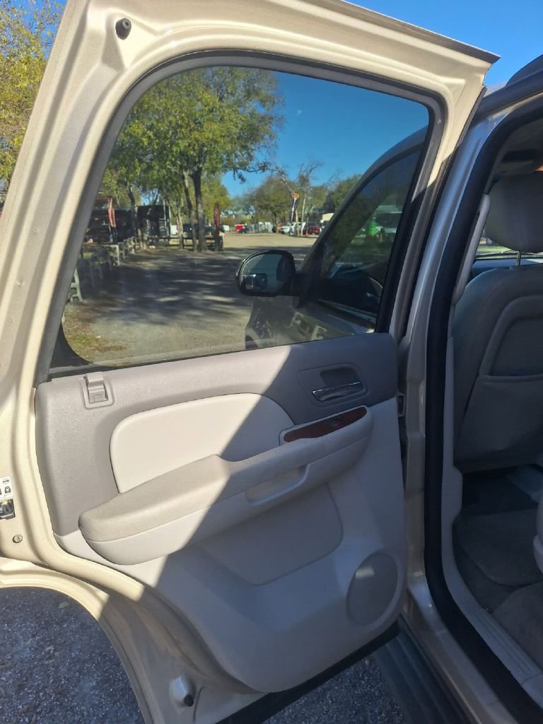 Used 2013 Chevrolet Tahoe LT w/ Texas Edition image 17